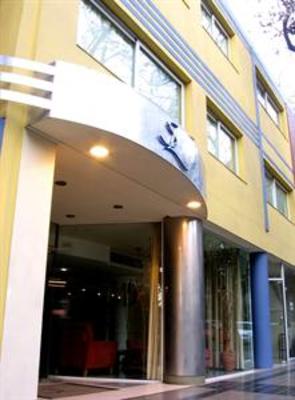 фото отеля San Lorenzo Apartments Mendoza