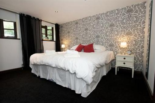 фото отеля The Wiremill Sleep Boutique East Grinstead