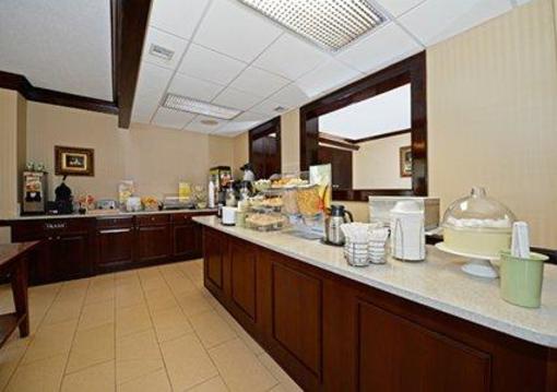 фото отеля Quality Inn & Suites Mooresville