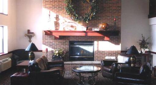 фото отеля AmericInn Hotel & Suites Mounds View