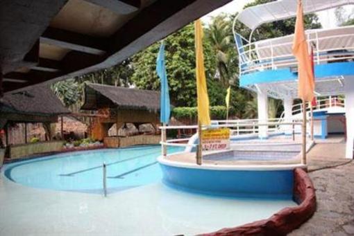 фото отеля Loreland Farm Resort