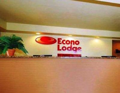 фото отеля Econo Lodge Maingate Central
