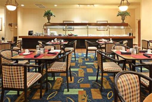 фото отеля FairBridge Inns & Suites