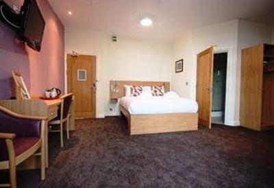 фото отеля Connaught House Hotel London ExceL