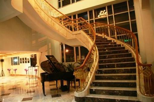 фото отеля Twin Plaza Hotel Jakarta