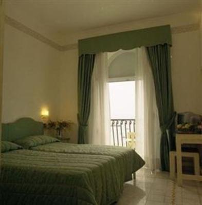 фото отеля Hotel Punta Imperatore