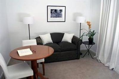 фото отеля Loi Suites Arenales Hotel