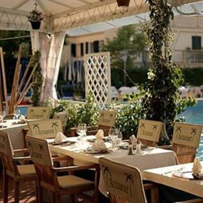 фото отеля Perticari Hotel