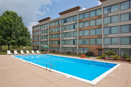 фото отеля Holiday Inn Weirton