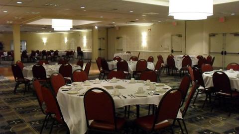 фото отеля Holiday Inn Weirton