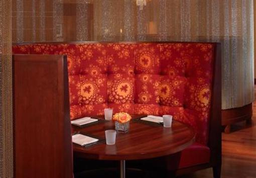 фото отеля Marriott Cleveland Airport