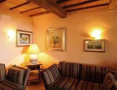 фото отеля Relais La Fattoria Hotel Passignano sul Trasimeno