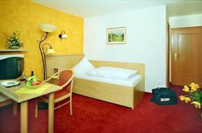 фото отеля Landhotel Gabriele Unterwössen