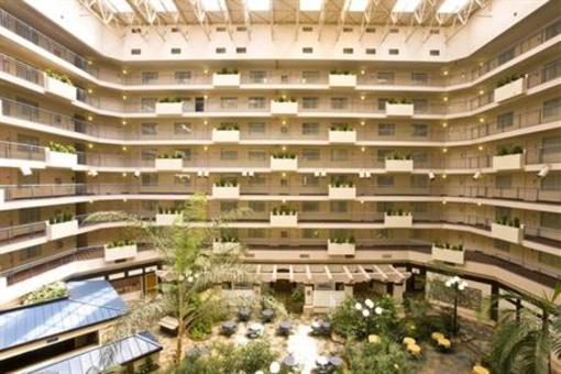 фото отеля Embassy Suites Seattle - Tacoma International Airport