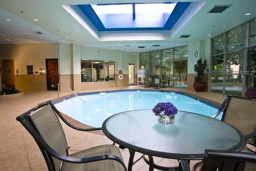 фото отеля Embassy Suites Seattle - Tacoma International Airport