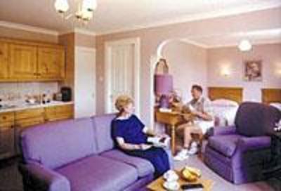 фото отеля Burnside Apartment Hotel Pitlochry