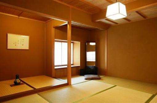 фото отеля Yamatoya Honten Hotel Matsuyama