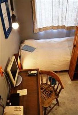фото отеля Apartment Hotel Shinjuku