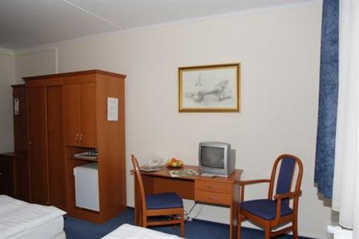 фото отеля Civis Hotel Phonix Tiszaujvaro