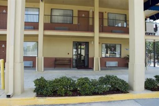 фото отеля Best Western Inn Gonzales