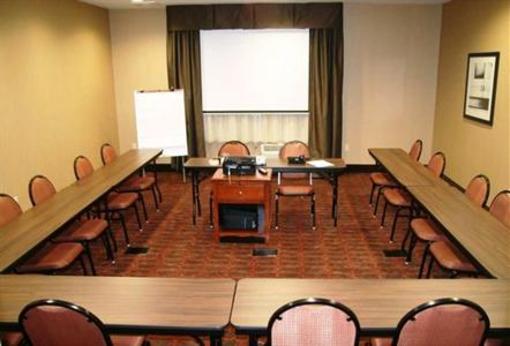 фото отеля Hampton Inn Tomah