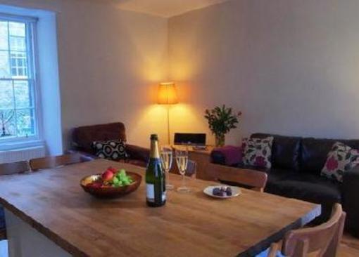 фото отеля Worlds End Close Apartment