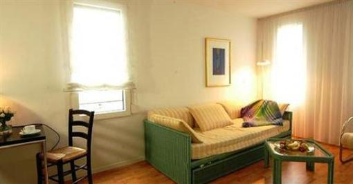 фото отеля Buroma-Apart Suites