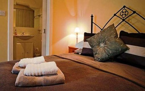 фото отеля Glenuig House Bed & Breakfast