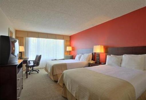 фото отеля Holiday Inn Harrisburg Hershey