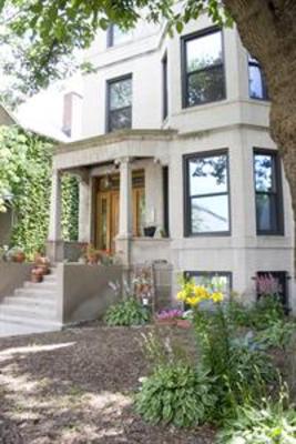 фото отеля University Quarters Bed & Breakfast & Suites
