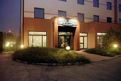 фото отеля Nettuno Hotel Ferrara