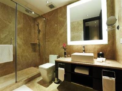 фото отеля Grand Emperor Hotel