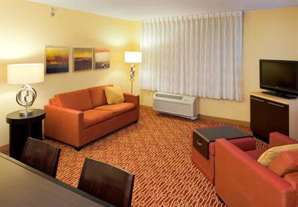 фото отеля TownePlace Suites Bethlehem Easton