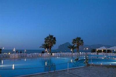 фото отеля FH Tonnara Di Bonagia Resort
