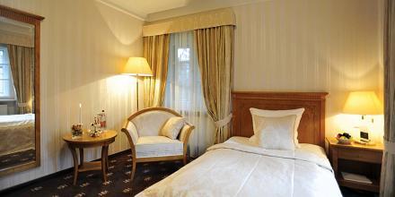 фото отеля Hotel Bayrisches Haus