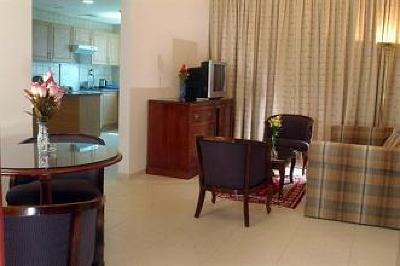 фото отеля Ramee Guestline Hotel Apartment 2 Dubai
