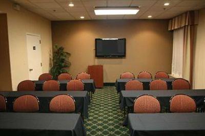 фото отеля Hampton Inn Atlanta - Cumberland Mall / NW