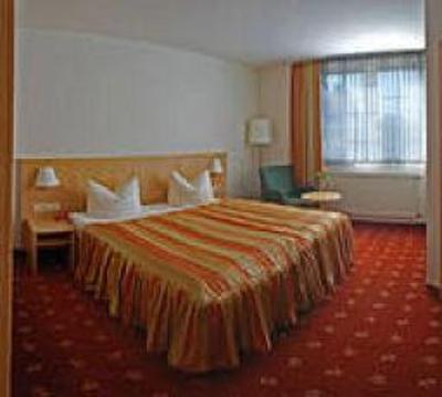 фото отеля Hotel Vichter Landhaus Stolberg