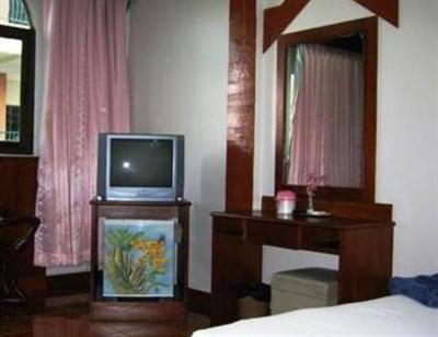 фото отеля Patong SUB Inn Phuket