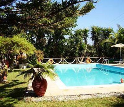 фото отеля Summer Lodge Platanias