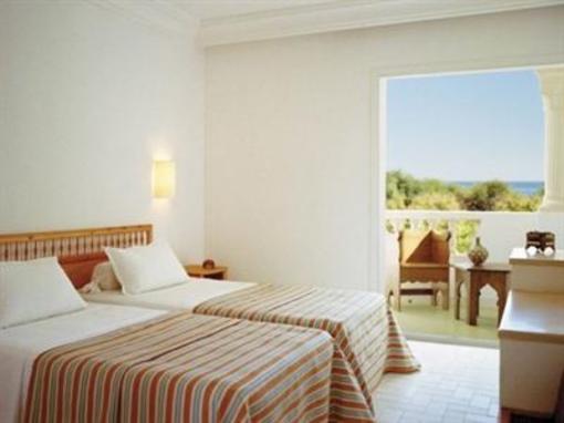 фото отеля Ain Meriem Beach Village