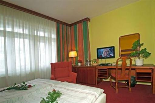 фото отеля Hotel Krystal
