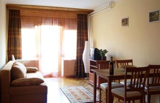 фото отеля Hangulat Vendeghaz / Apartman