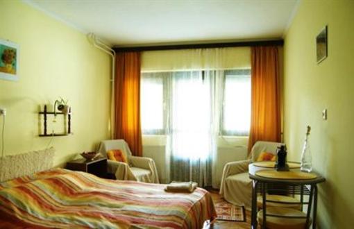 фото отеля Hangulat Vendeghaz / Apartman