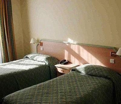 фото отеля Hotel Le Home Saint Louis Versailles