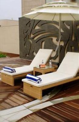 фото отеля Savoy Suites Manesar