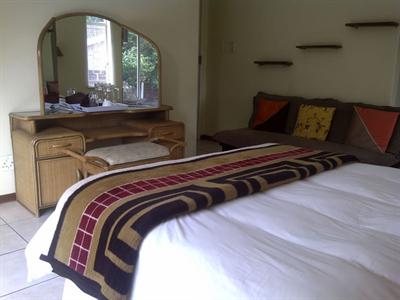 фото отеля Shaka Guest House Johannesburg