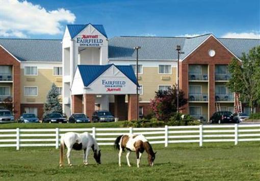 фото отеля Fairfield Inn & Suites Pigeon Forge