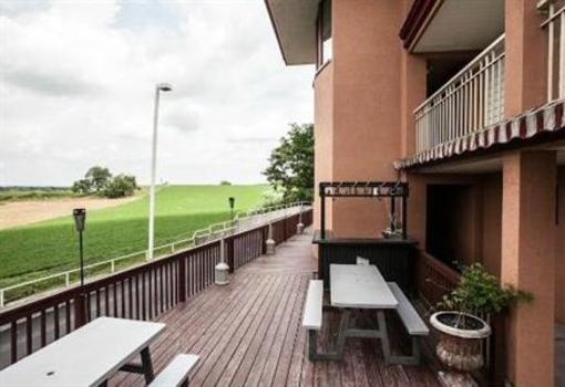 фото отеля Lancaster Red Roof Inn