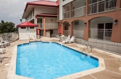 фото отеля Lancaster Red Roof Inn